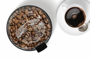 BOSCH mlin za kafu; Boja: CRNA; 180W; 75 gr; Nož i čašica za mljevenje iz nehrđajućeg čelika; SL