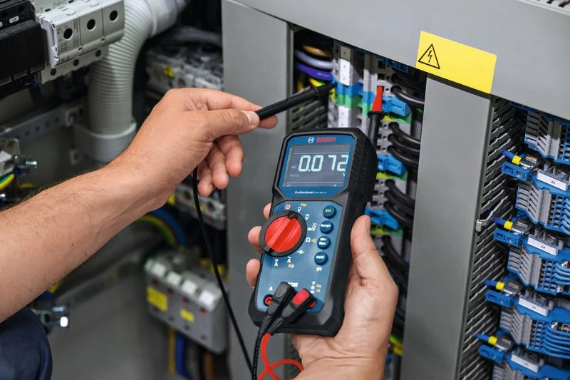 BOSCH GDM 600-15 Digitalni multimetar CAT III 600V - Image 3